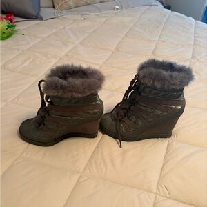 Women's Fur-Lined Wedge Boots